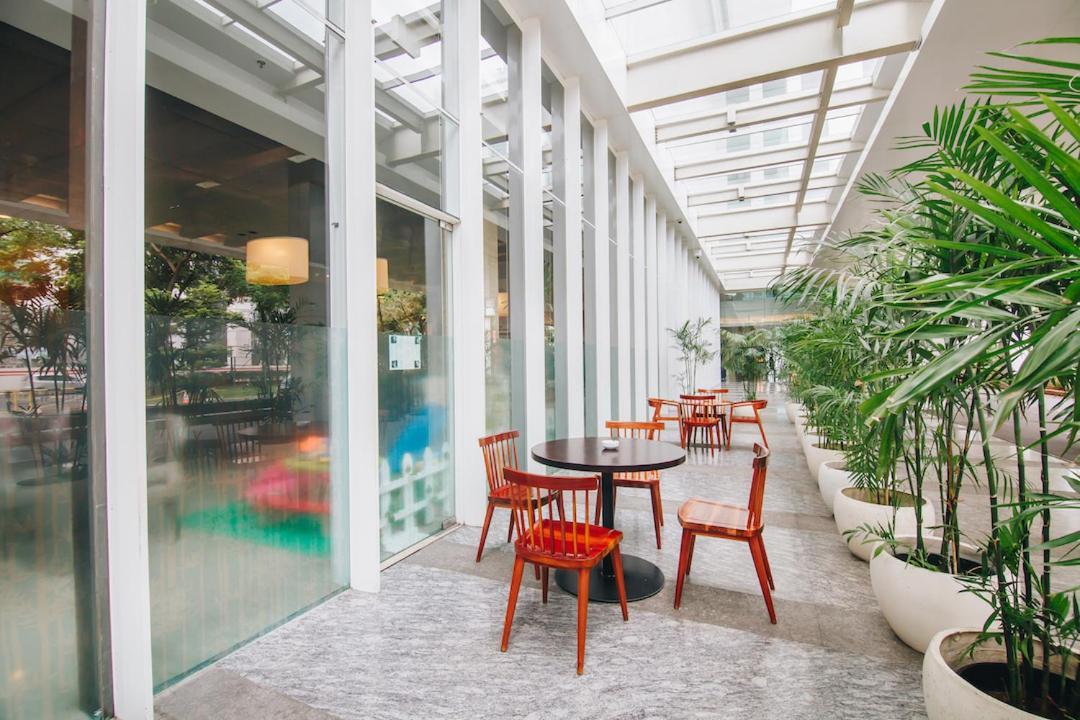 Js鲁旺萨会议中心酒店 雅加达 外观 照片